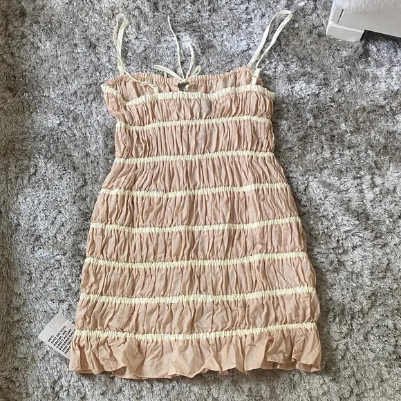 ASOS DESIGN tiered mini dress - Picture 4 of 4